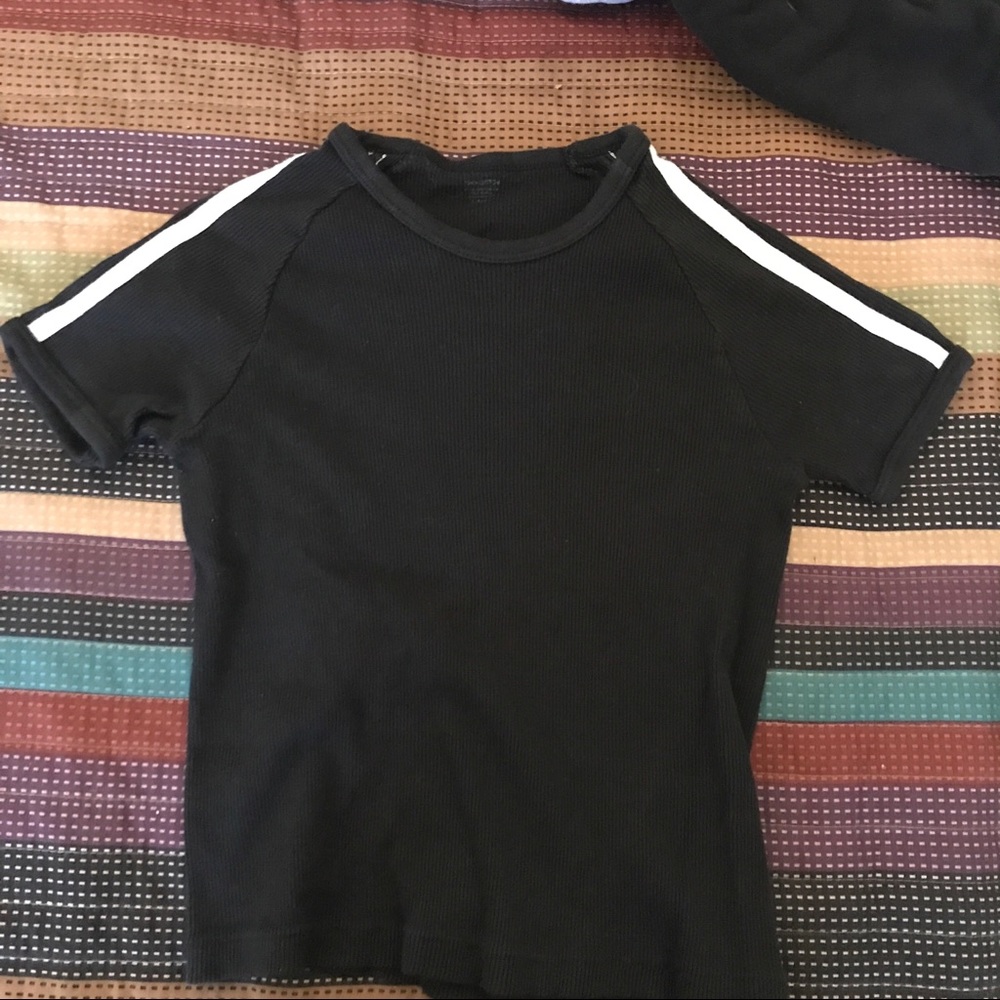 Brandy Melville t shirt